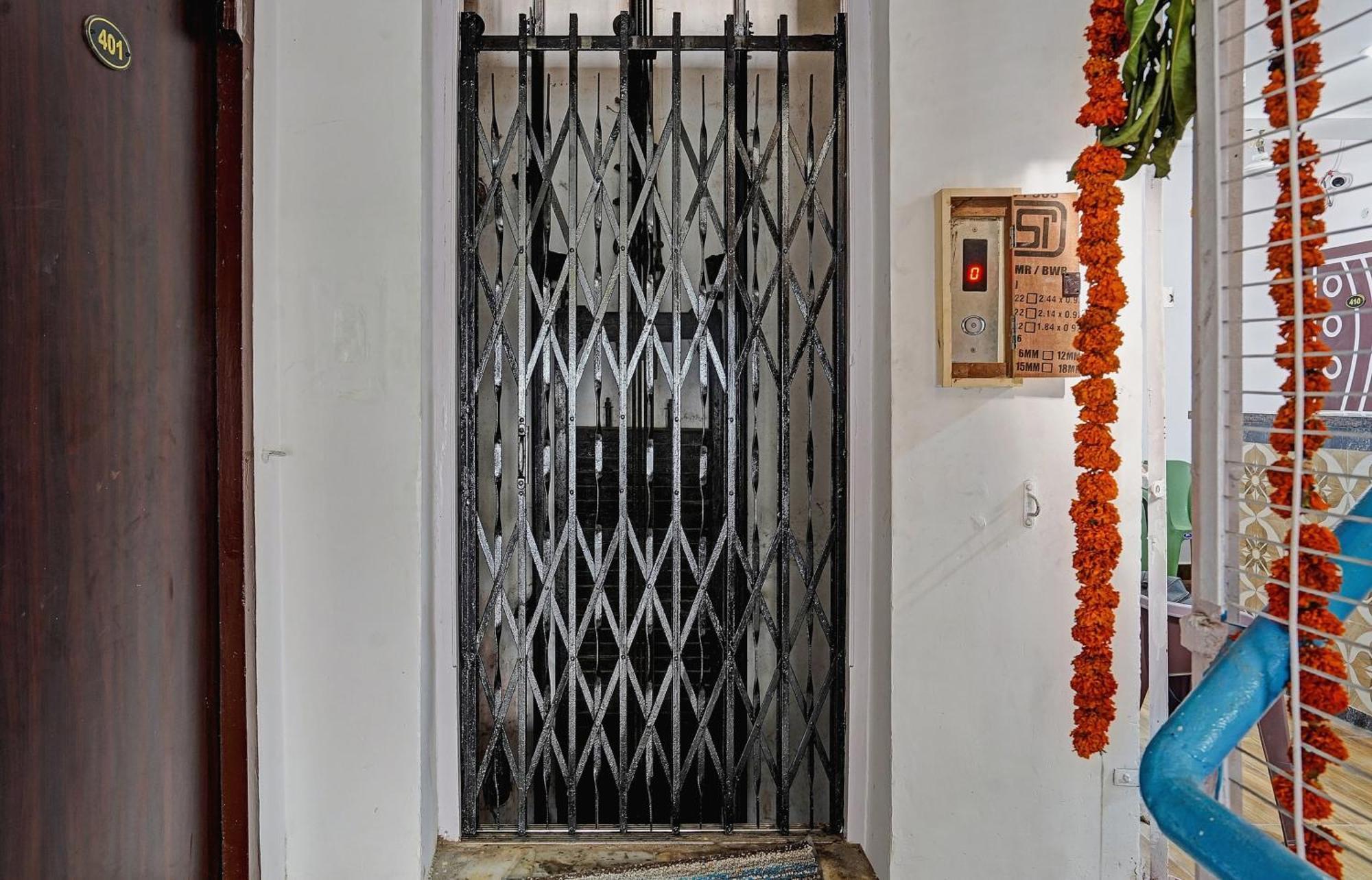 Hotel O Sai Krishna Residency Vijayawāda Εξωτερικό φωτογραφία